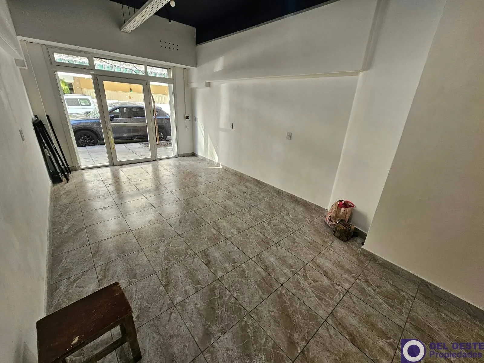 Local comercial en alquiler ubicado en Flores - Imagen 5