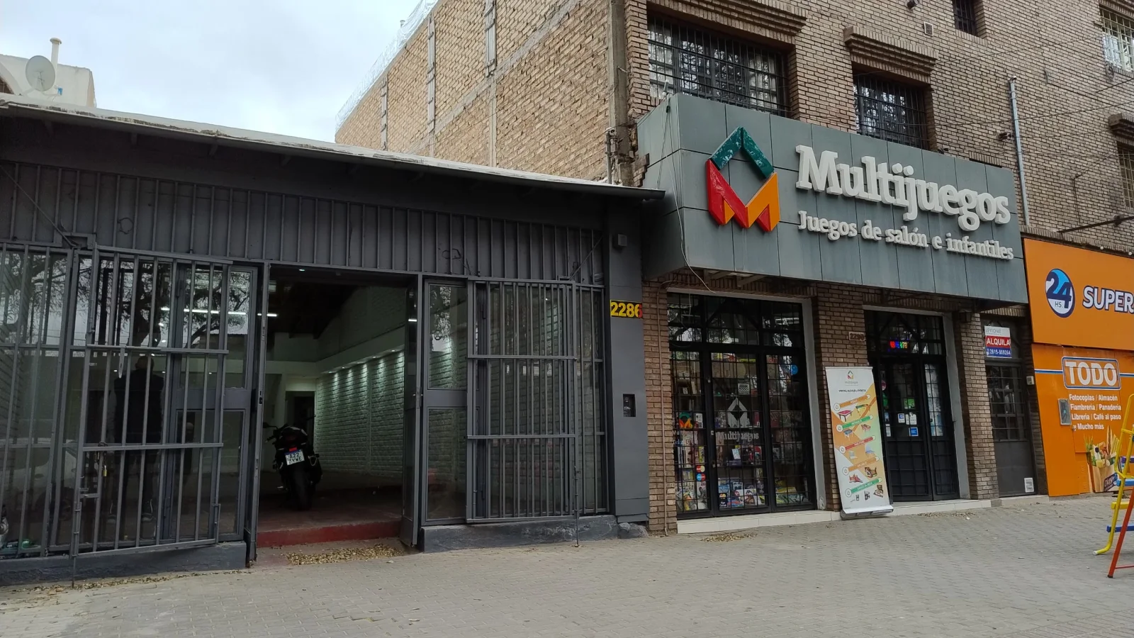 Local Comercial de 165 m² sobre Av. San Martín (Alameda) - Imagen 3