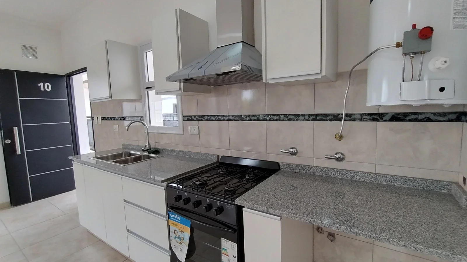 Departamento en alquiler c/ cochera en Villa Nueva - Imagen 2