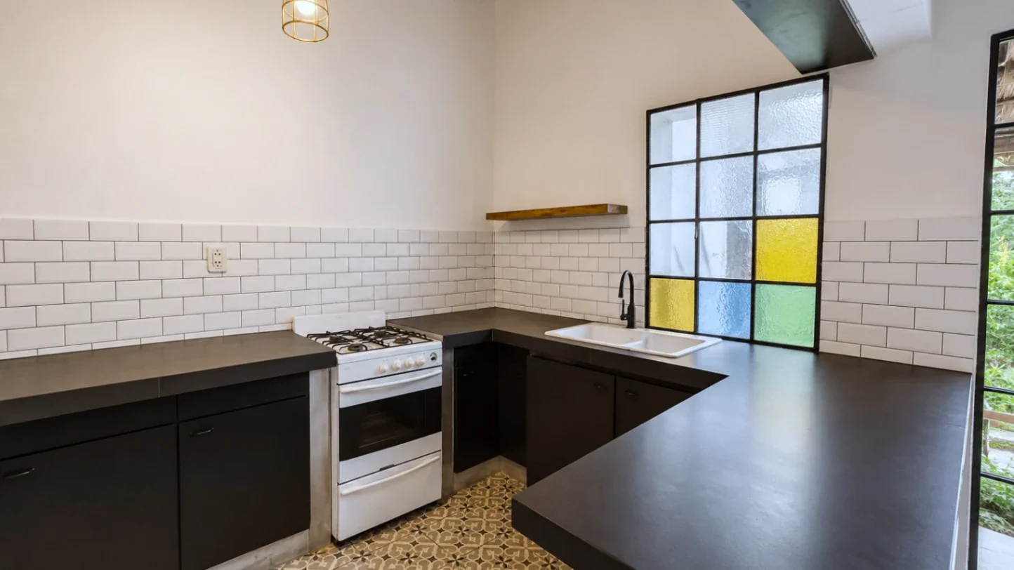 Casa en 1 Planta Capital | 4 Dormitorios, Piscina y Cochera Doble - Imagen 4