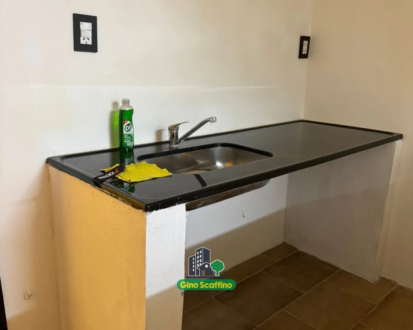 Local comercial de 2 plantas en alquiler en General Rodríguez (Apto profesional) - Imagen 4
