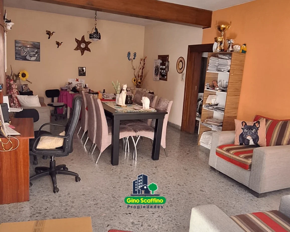 Casa + 2 Locales comerciales en venta en el centro de Grand Bourg - Imagen 3