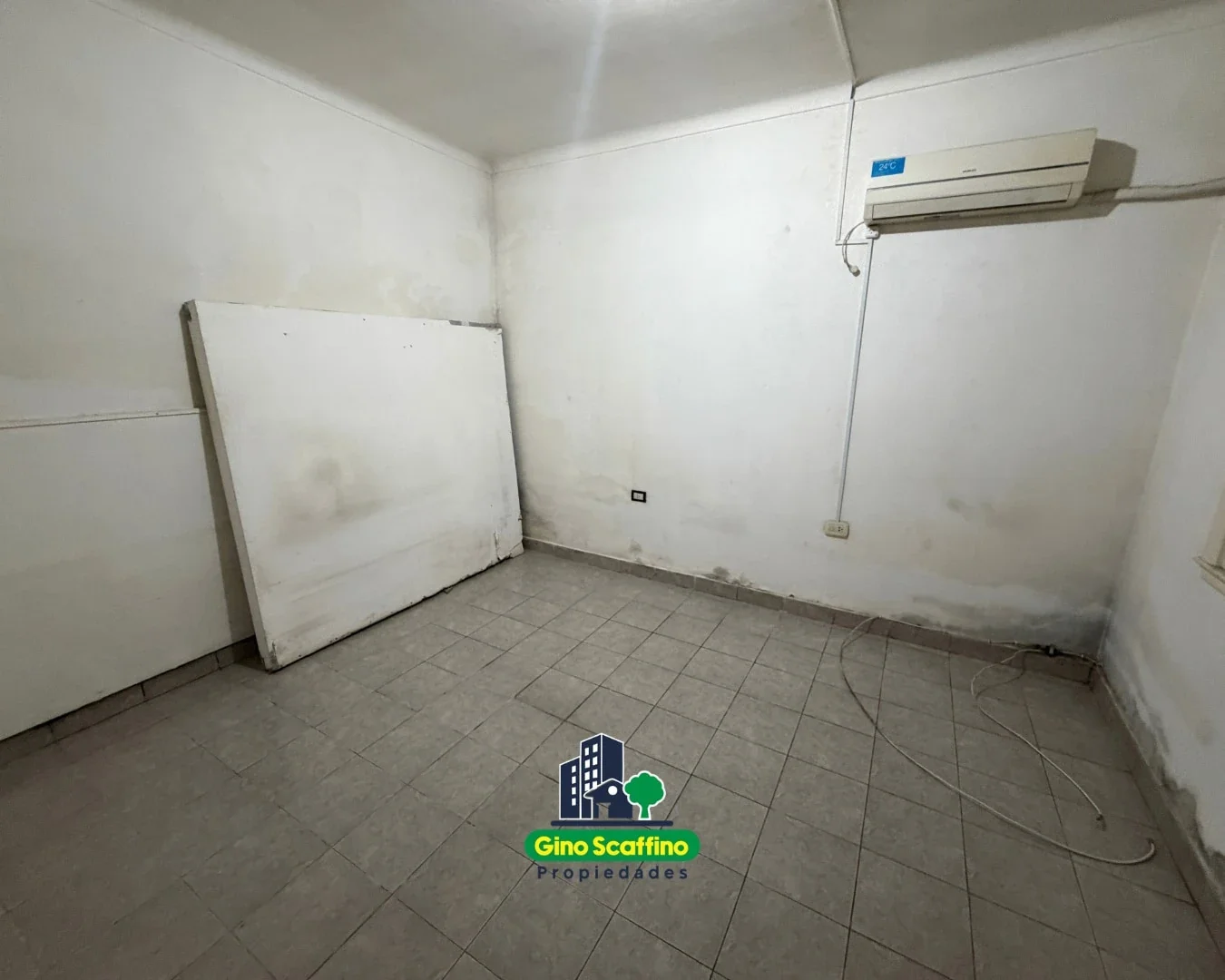 Casa en alquiler c/ cochera en General Rodríguez - Imagen 2