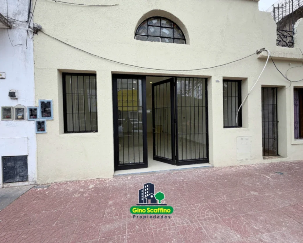 Excelente Local Comercial con deposito en el centro de General Rodríguez - Imagen 1