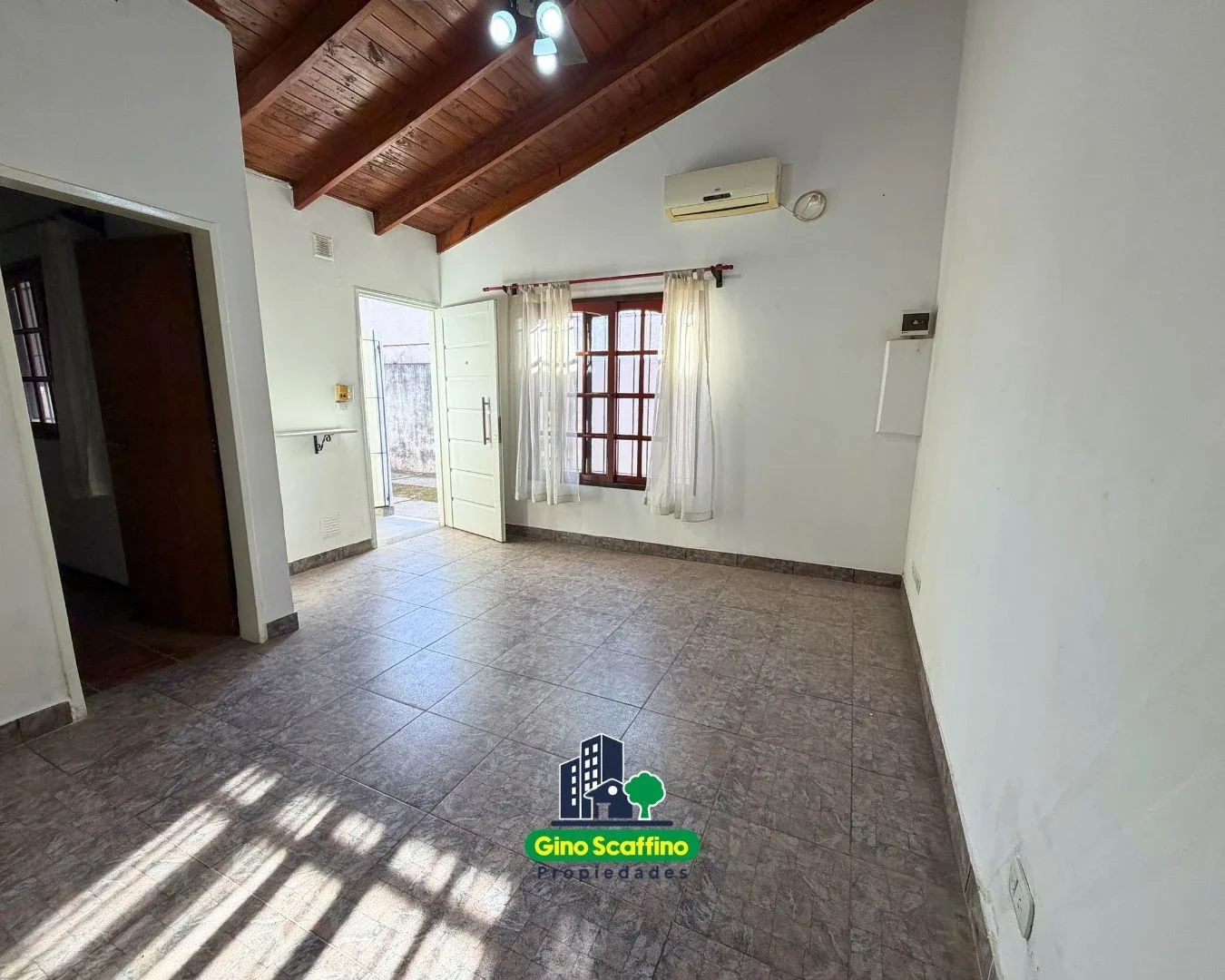 Departamento 2 ambientes en alquiler en sobre calle Pringles, San Miguel - Imagen 1