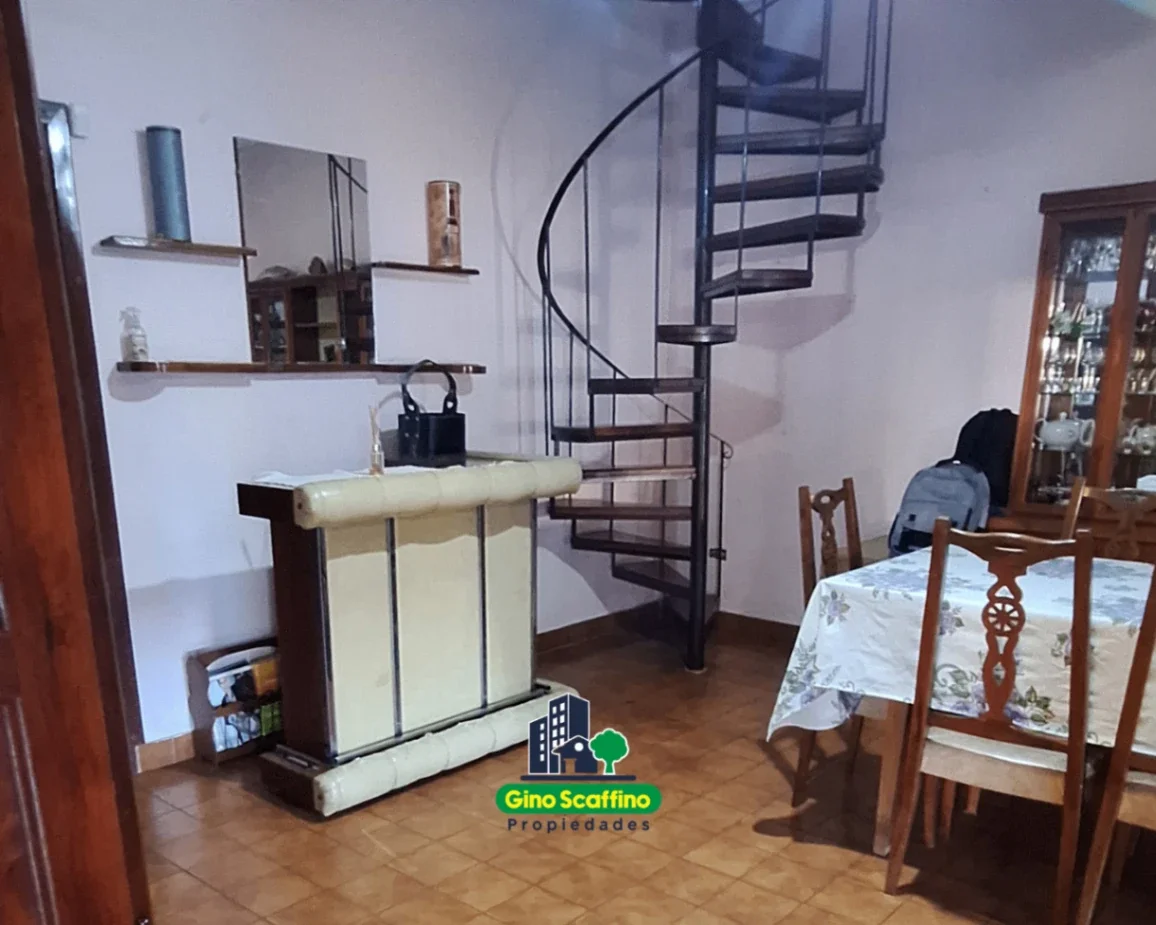 Casa Chalet 7amb con quincho en venta en Grand Bourg - Imagen 5