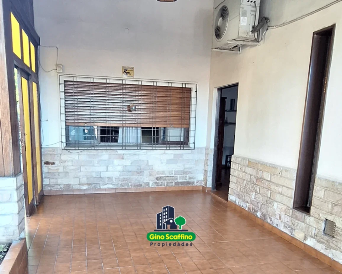 Casa Chalet 7amb con quincho en venta en Grand Bourg - Imagen 4