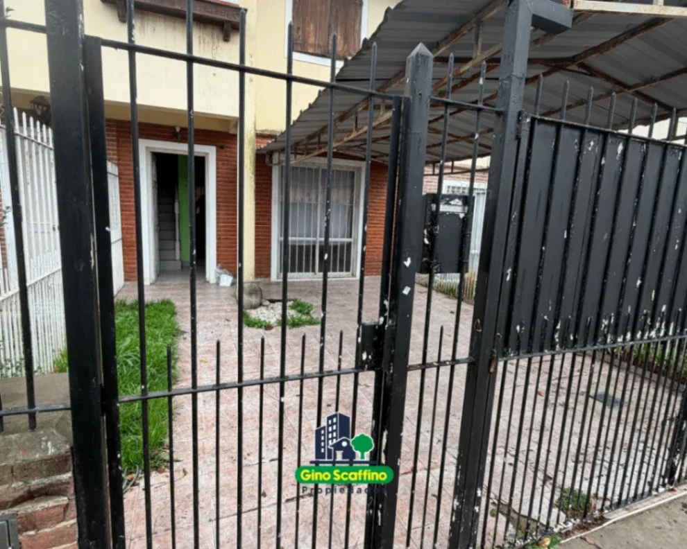 Departamento Duplex en alquiler c/ cochera en Grand Bourg - Imagen 2