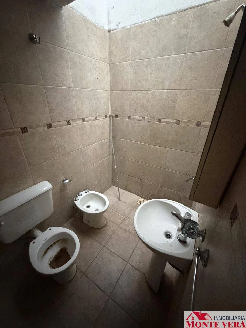 Departamento en alquiler c/ cochera en Monte Vera - Imagen 2