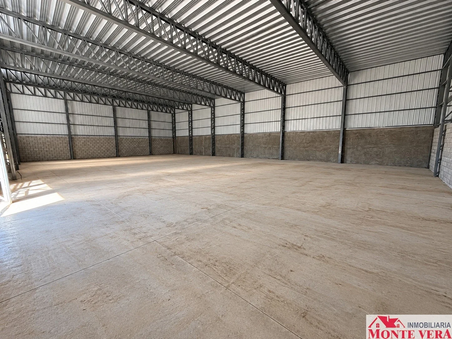 Galpón en alquiler de 600m2 ubicado en Monte Vera - Imagen 2