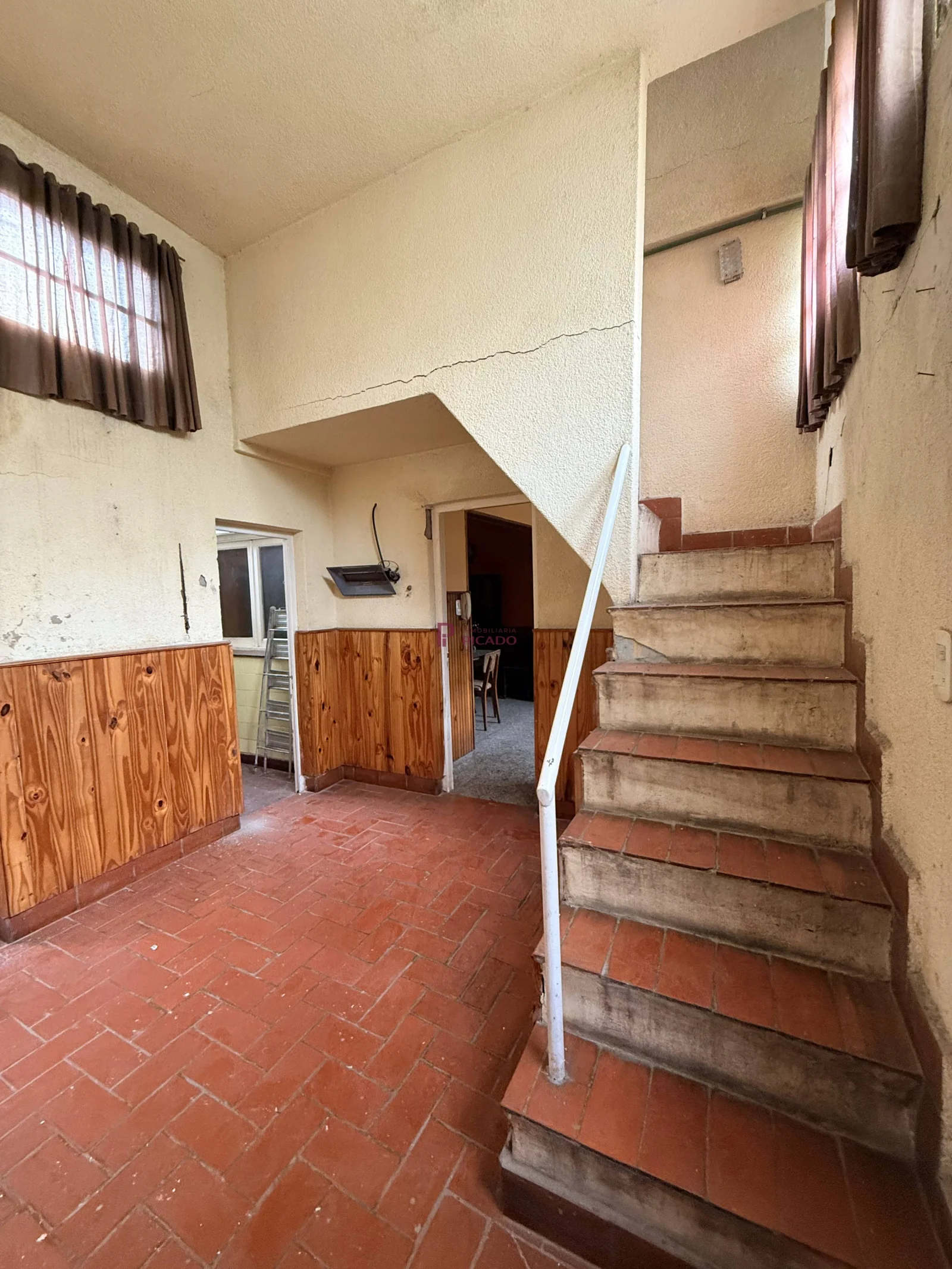 VENTA | Casa 2 Dorm. c/ cochera en Barrio Noroeste - Imagen 3