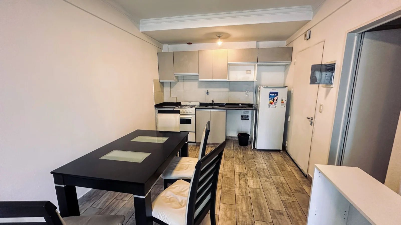 Departamento en alquiler en Floresta - Imagen 2