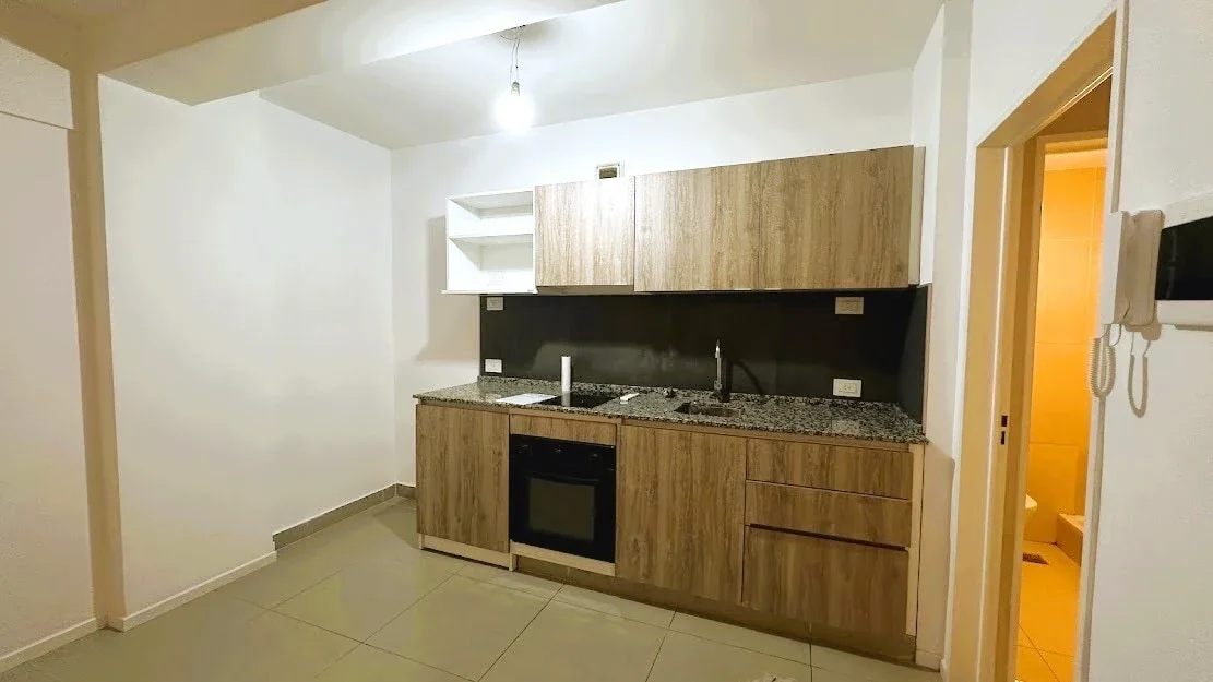 Departamento en alquiler de 1 dormitorio en Floresta - Imagen 4