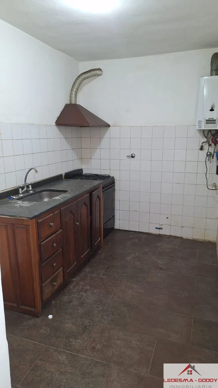 Departamento en alquiler de 3 dormitorios en Valle Hermoso - Imagen 1