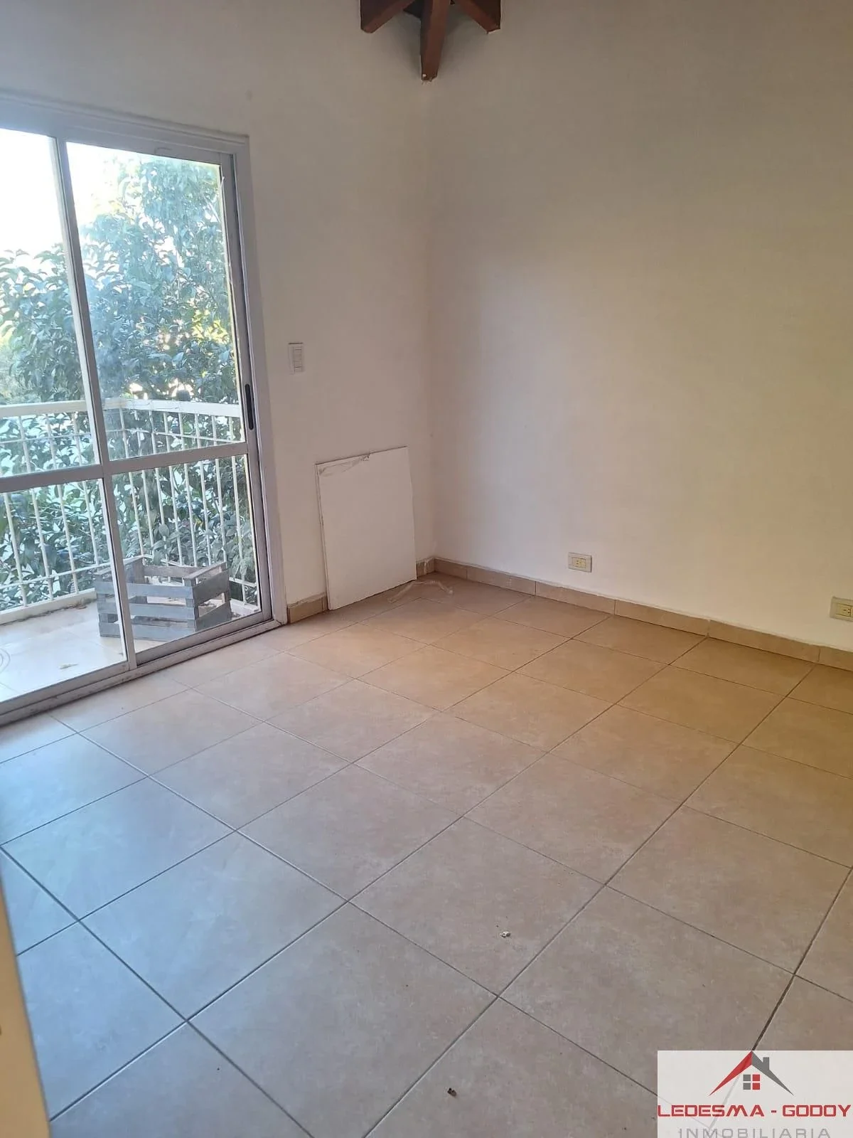 Departamento en alquiler de 2 dormitorios en Valle Hermoso - Imagen 4