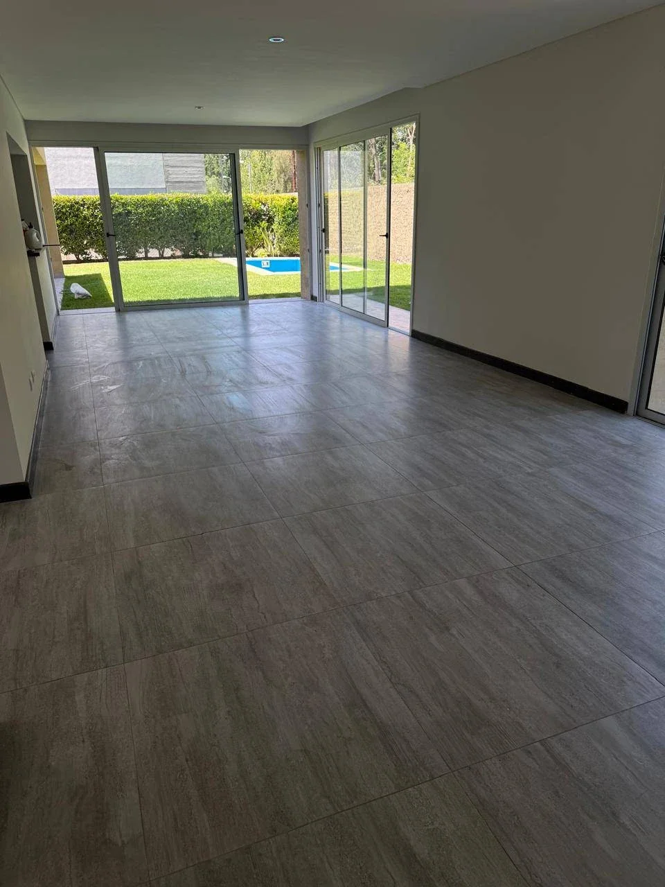 Casa en alquiler en el corazón de Chacras de Coria - Imagen 3