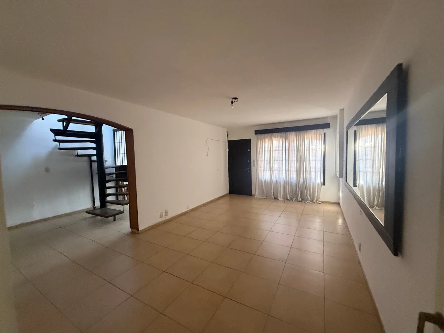 Casa en alquiler cuatro dormitorios c/ cochera en 6.ª Sección Residencial Norte - Imagen 1