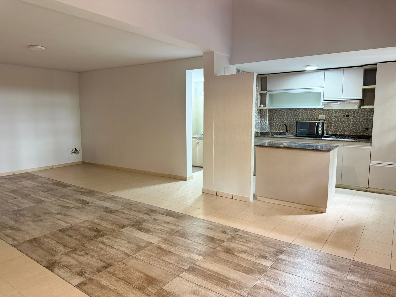 Dúplex 3 dormitorios 131 m² con terraza propia y renta en Cuarta Sección - Imagen 3