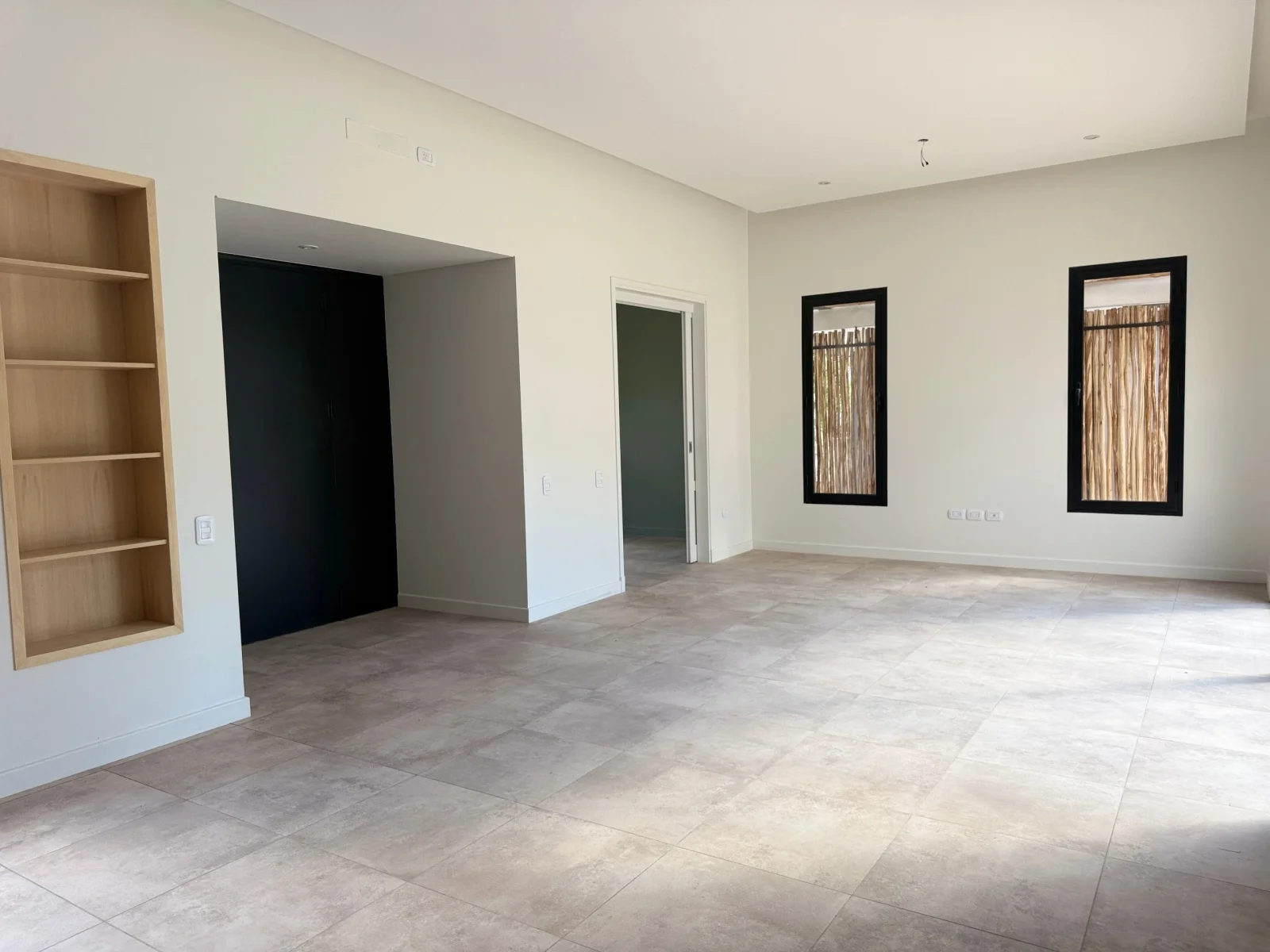 Casa en venta c/ cochera en Luján de Cuyo - Imagen 2