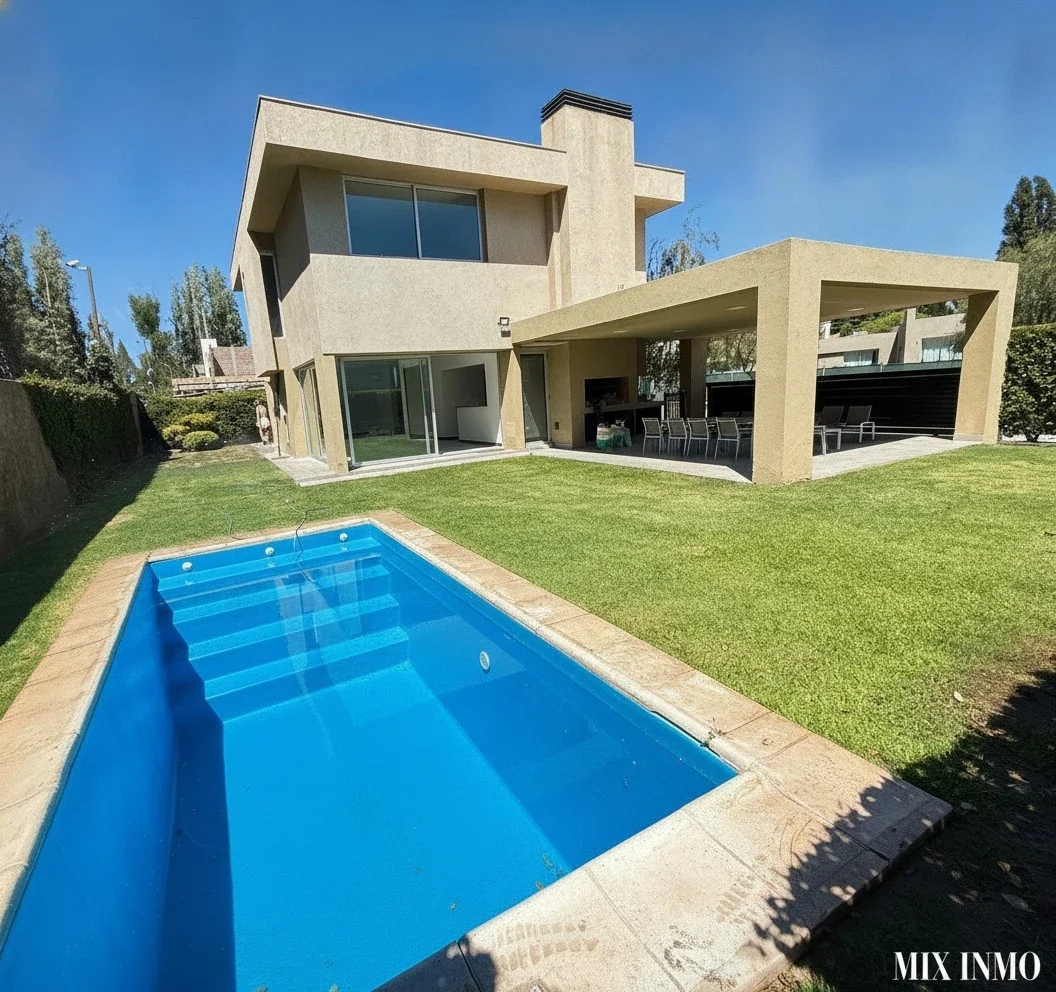 Casa en alquiler en el corazón de Chacras de Coria - Imagen 1