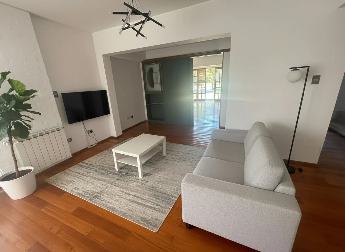 Venta Casa  en Dalvian: Casa de 3 Dormitorios ,Ambiente extra con baño privado - Imagen 5