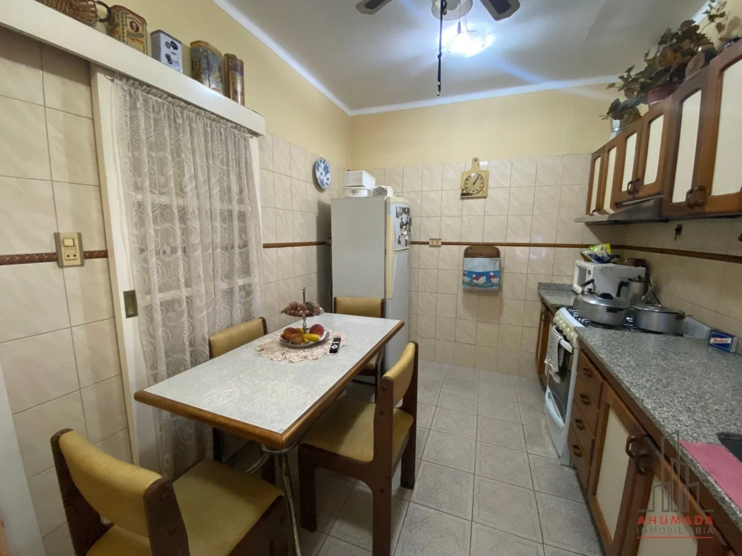 Casa en venta c/ cochera en Sexta Sección - Imagen 4