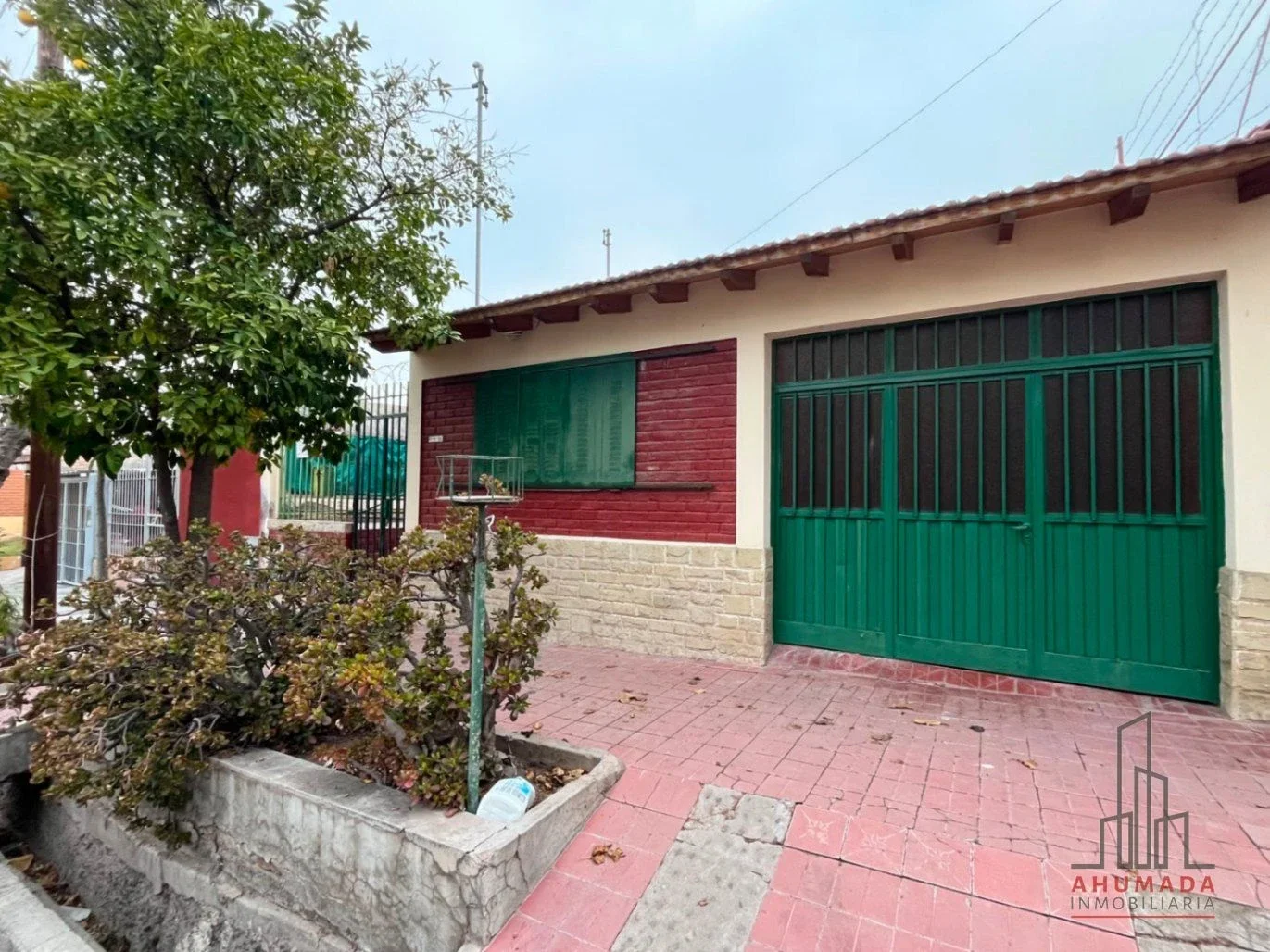 Casa en alquiler c/ cochera en El Challao - Imagen 2
