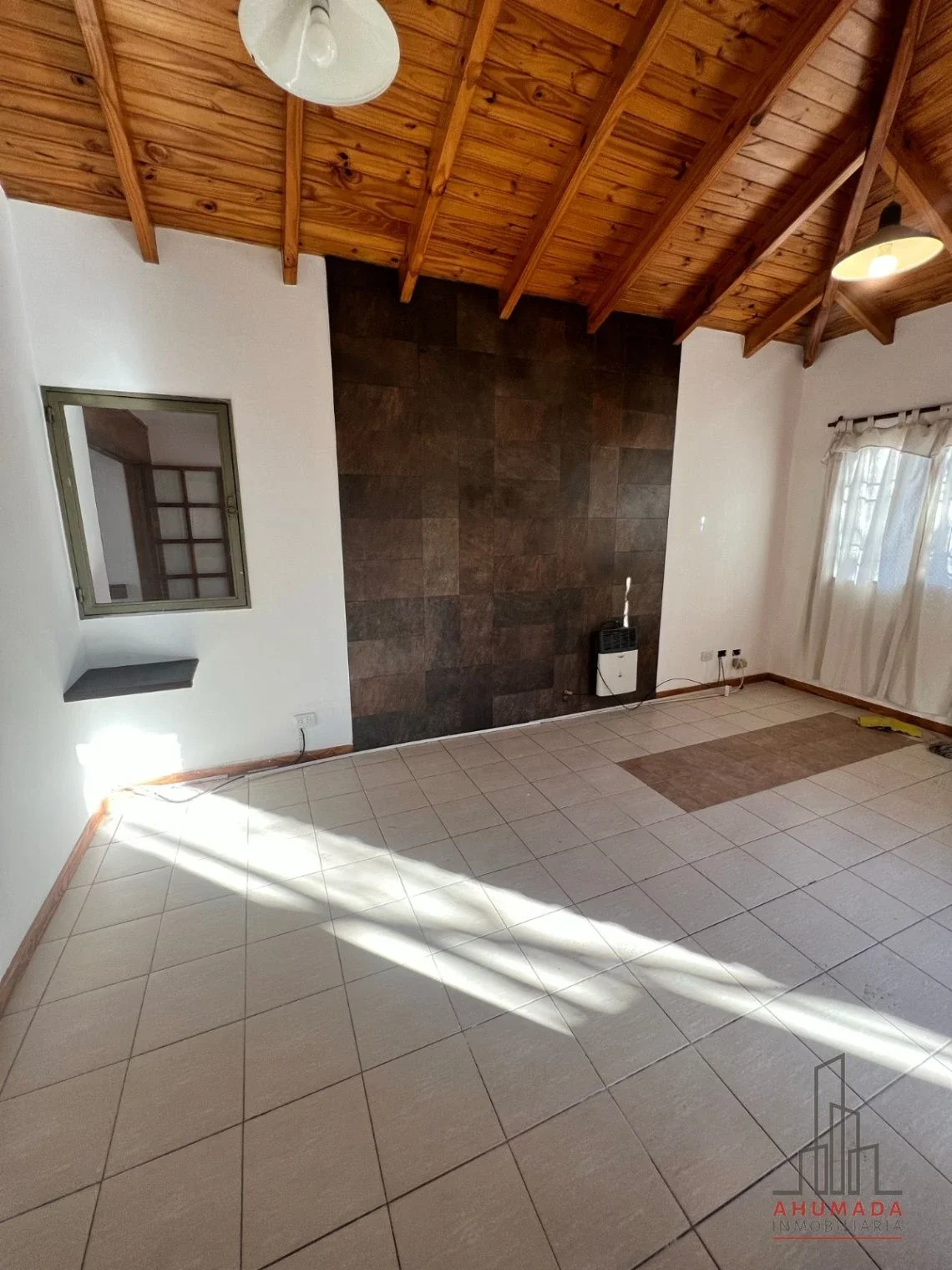 Casa en alquiler c/ cochera en San Francisco del Monte - Imagen 4
