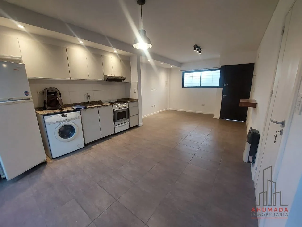 Departamento en alquiler de 1 dormitorio c/ cochera en Villa Hipódromo - Imagen 3