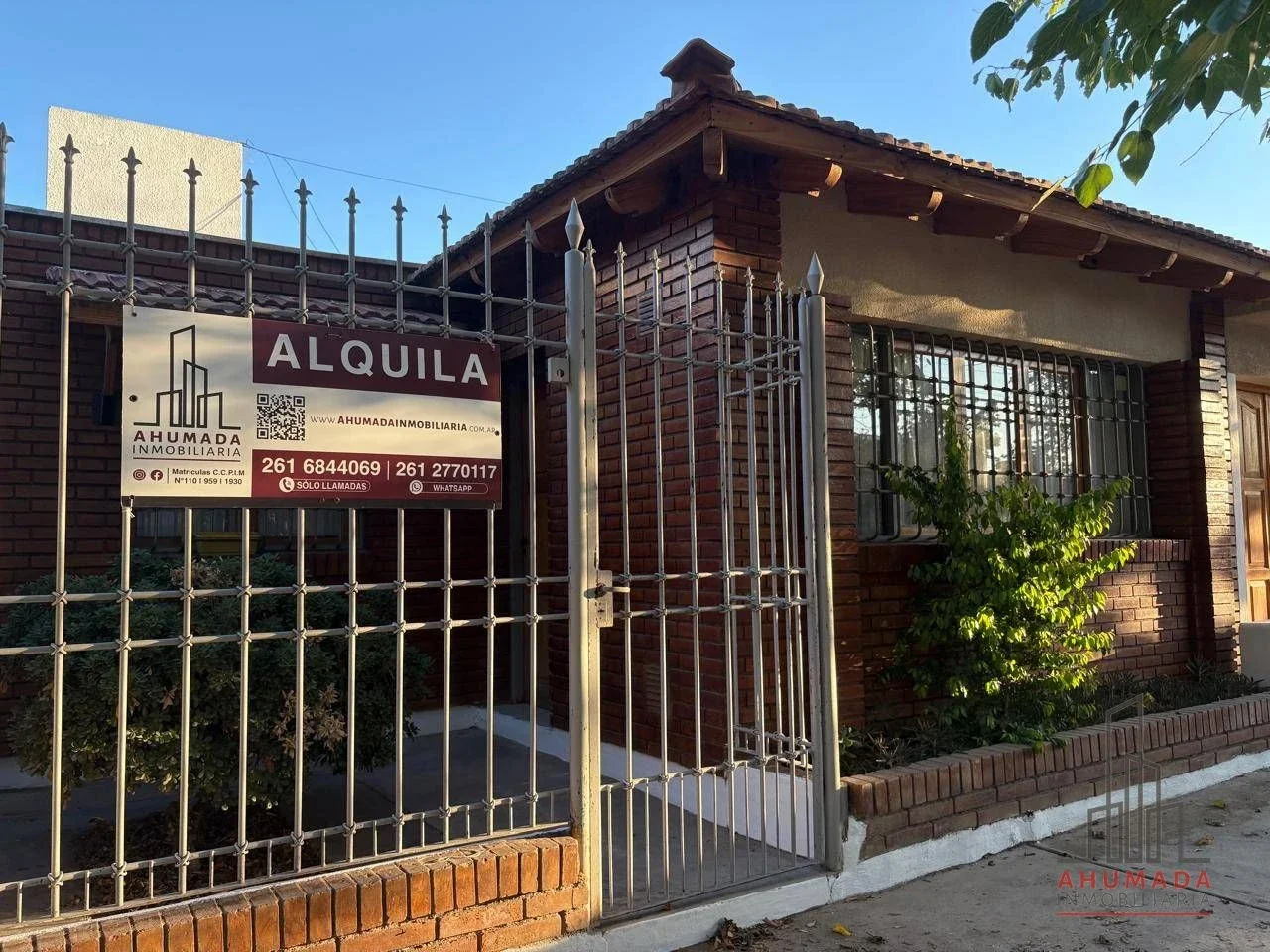 Casa en alquiler c/ cochera en San Francisco del Monte - Imagen 1