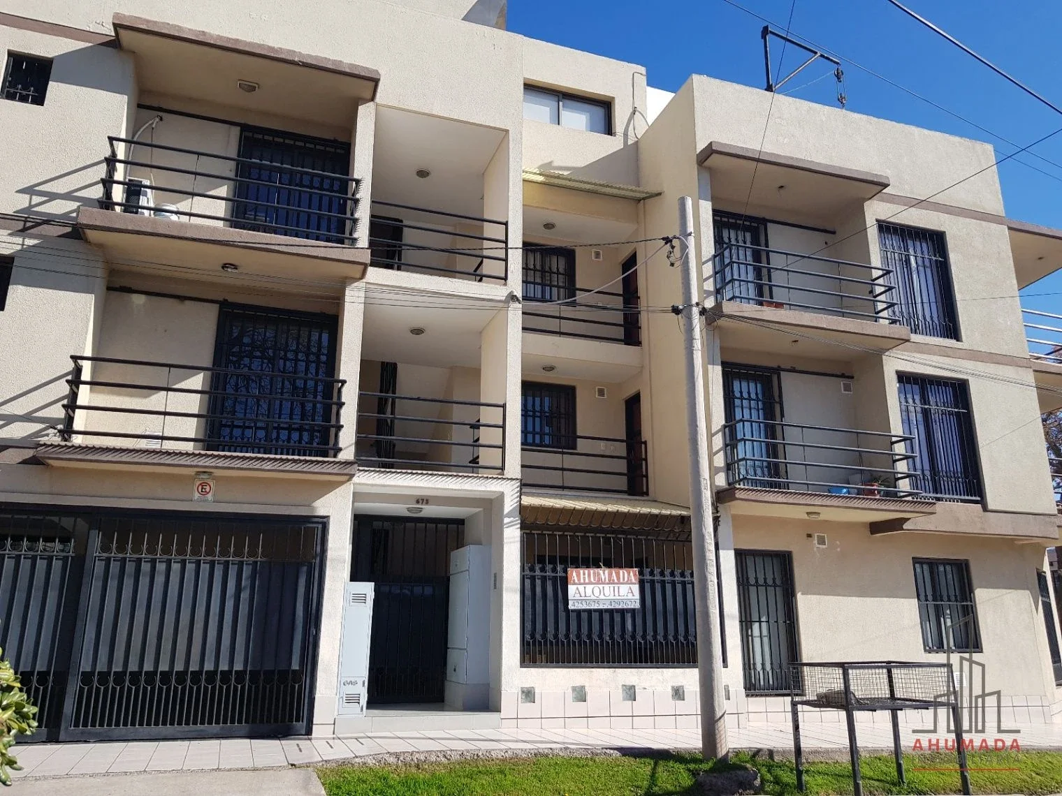 Departamento en alquiler de 2 dormitorios con cochera, en Godoy Cruz - Imagen 1