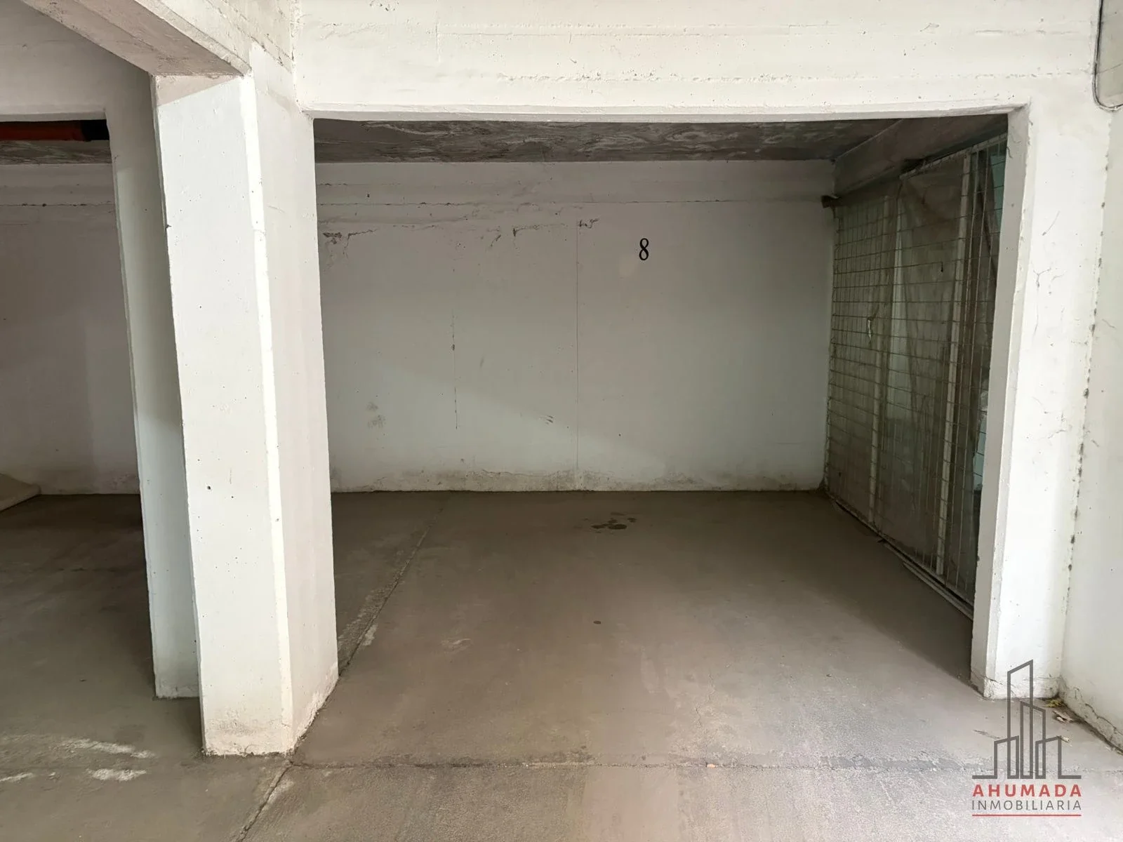 Cochera cubierta  en venta en el Centro de Mendoza - Imagen 2