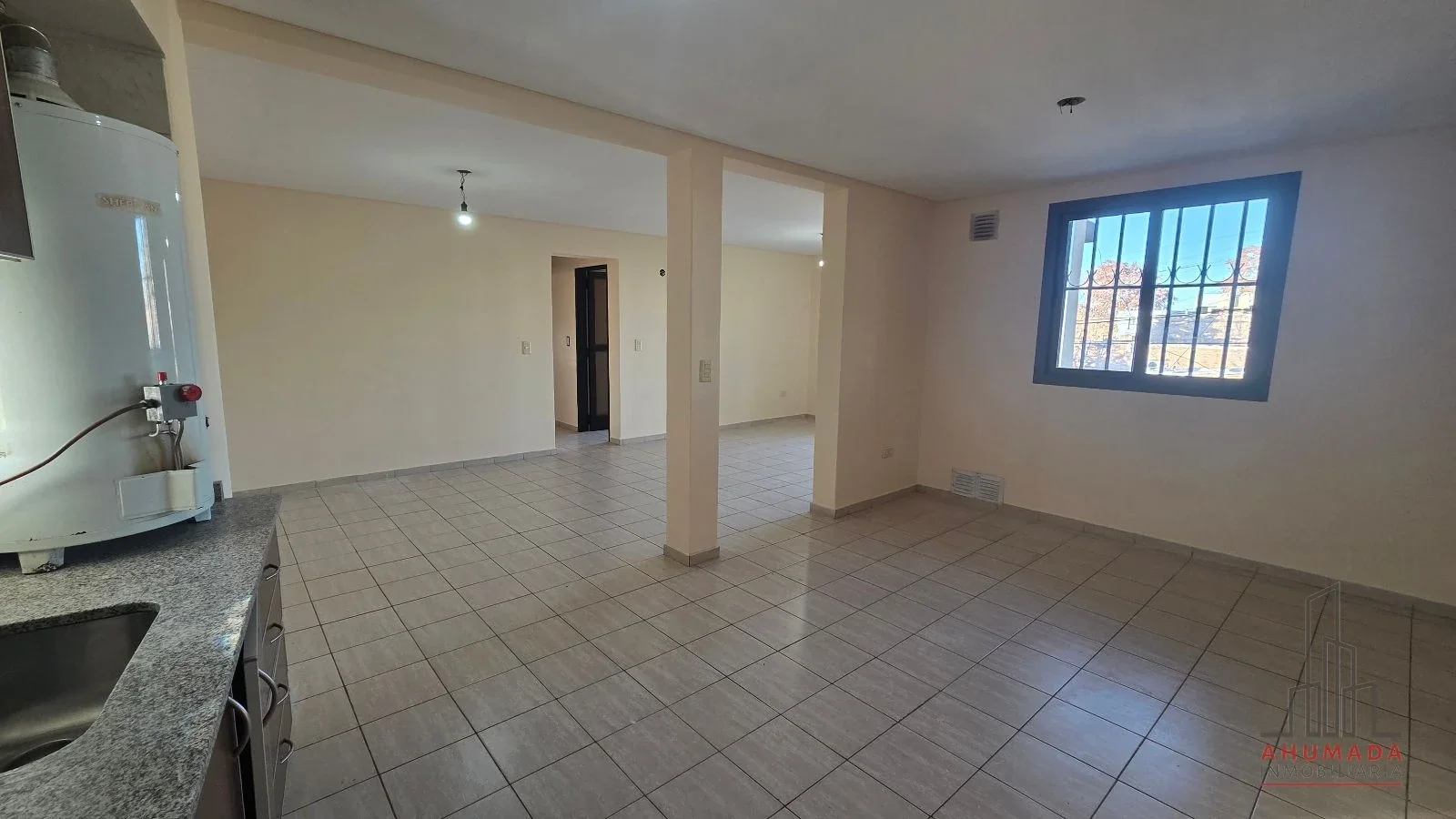 Departamento en alquiler de 2 dormitorios con cochera, en Godoy Cruz - Imagen 5