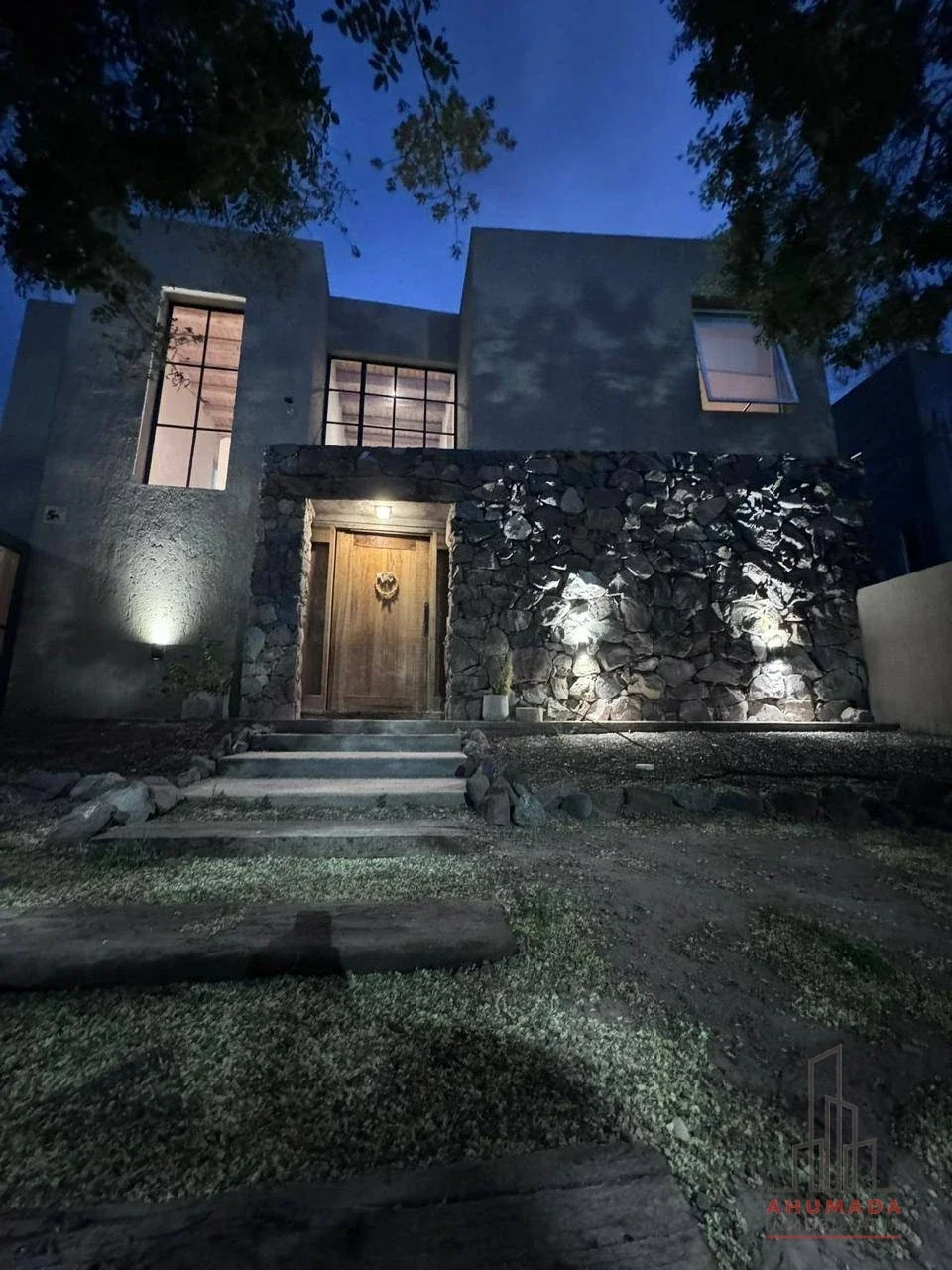 Casa en venta c/ cochera en Luján de Cuyo - Imagen 2
