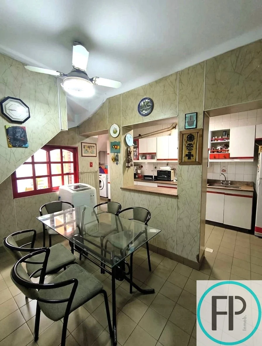 Casa en venta c/ cochera en Liniers - Imagen 4