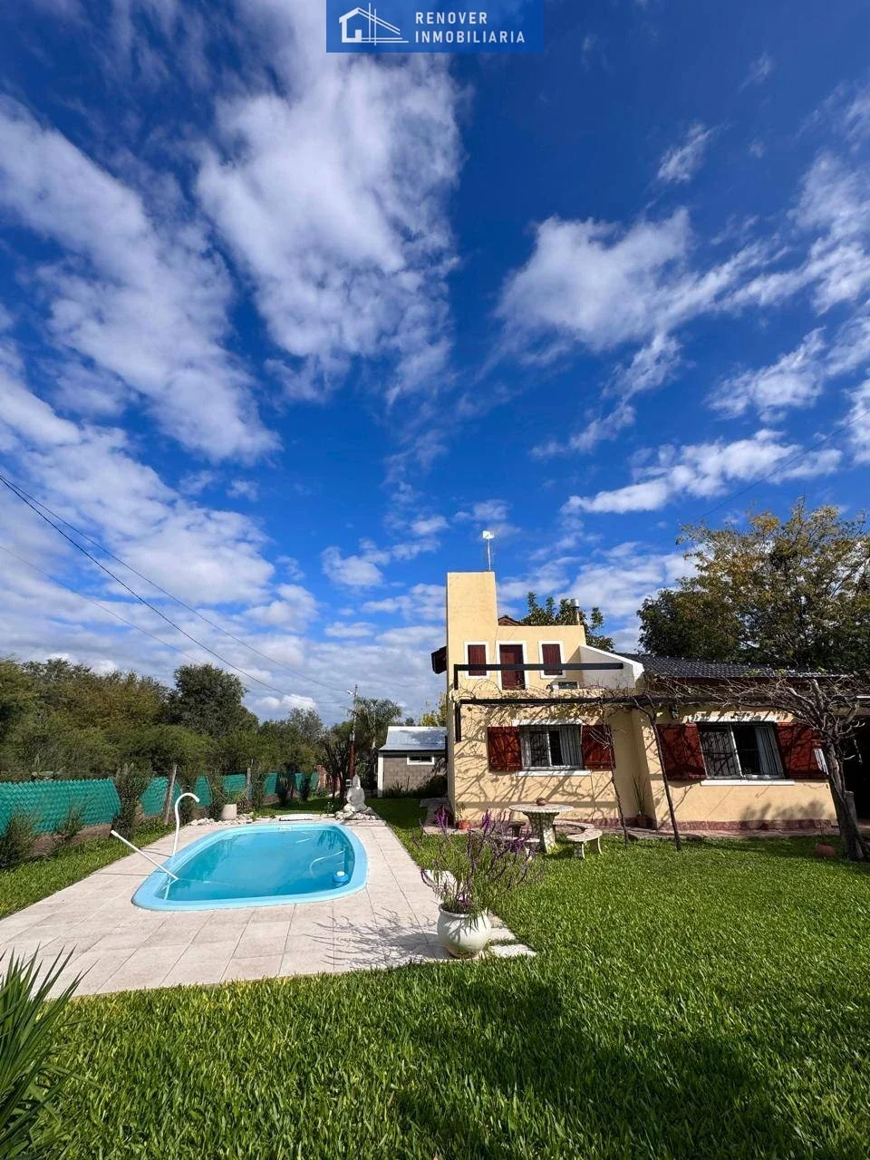 Casa en venta c/ cochera en Carpintería - Imagen 1