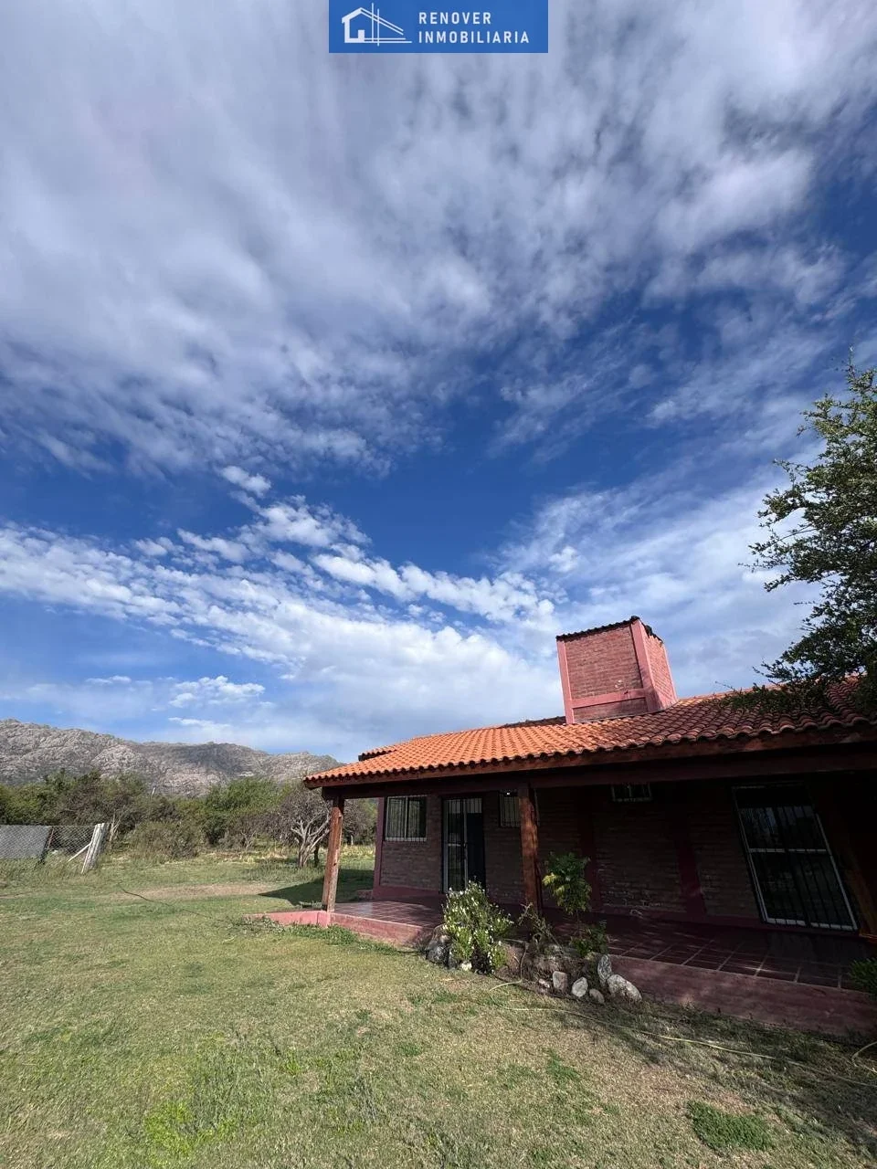 OPORTUNIDAD!! Casa en venta en Cortaderas a mts del Dique Piscu Yaco. - Imagen 3