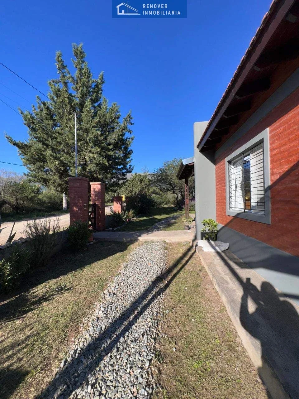 Casa en venta c/ cochera en Los Molles - Imagen 4