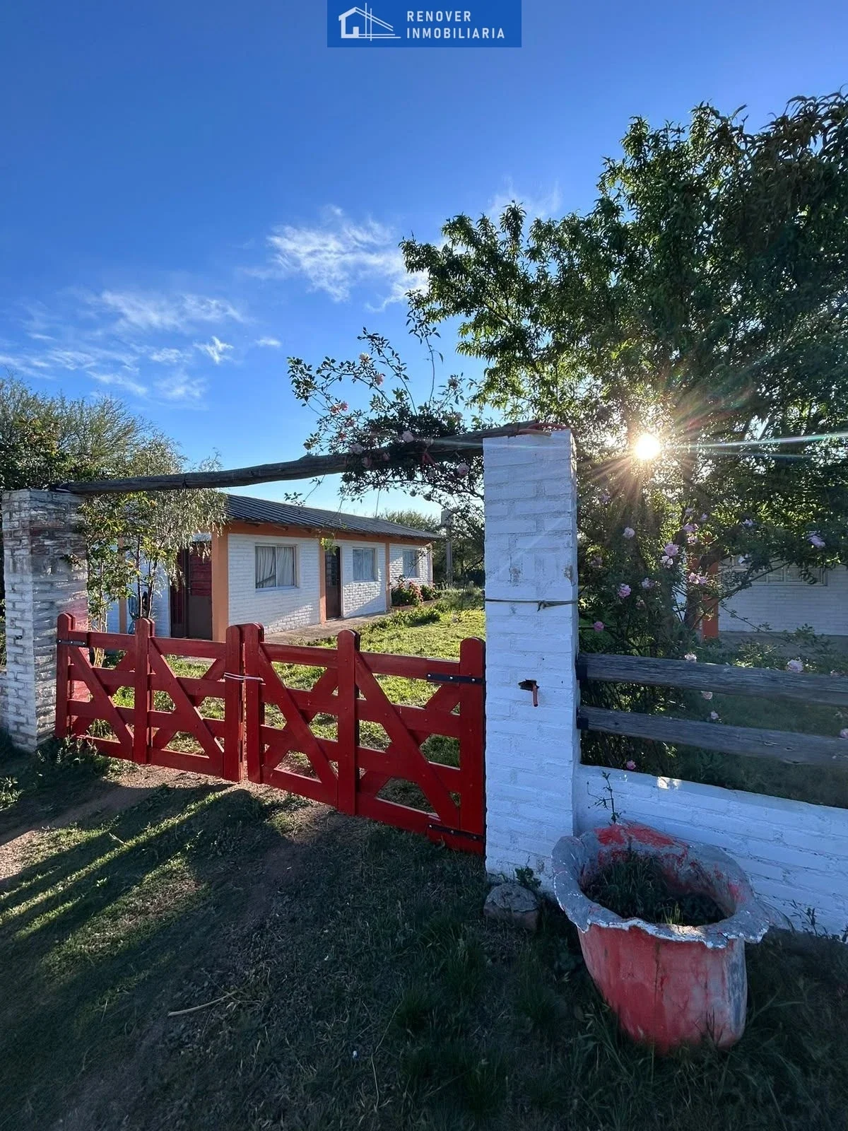 Casa en venta c/ dos departamentos en Carpintería - Imagen 1