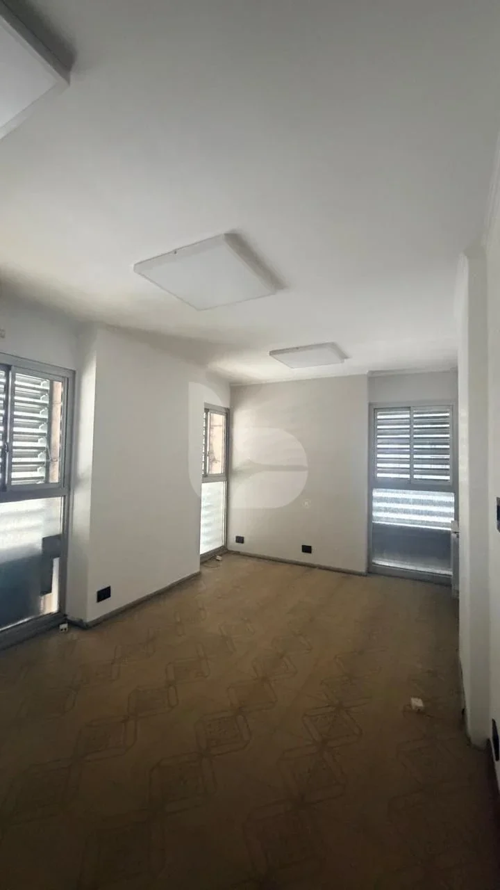 Oficina en Venta frente a Plaza Roca - Imagen 2