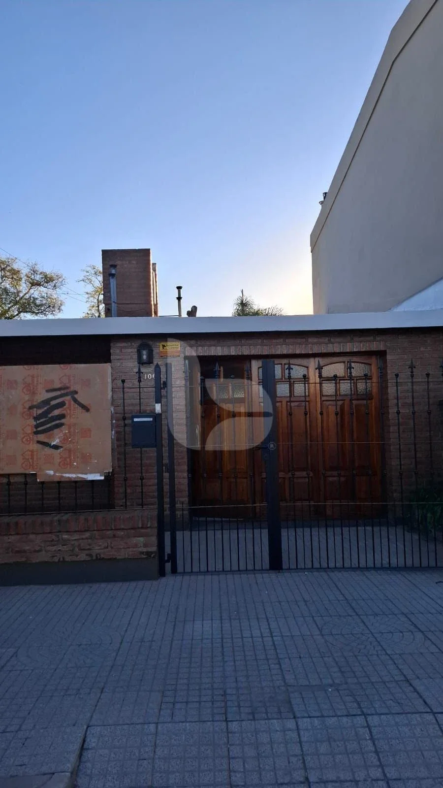 Casa en Alquiler de 2 Dormitorios c/ cochera - Imagen 2