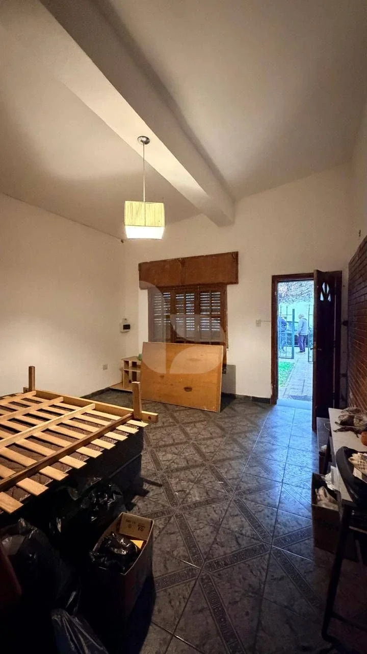 Casa en venta c/ cochera en Río Cuarto - Imagen 2