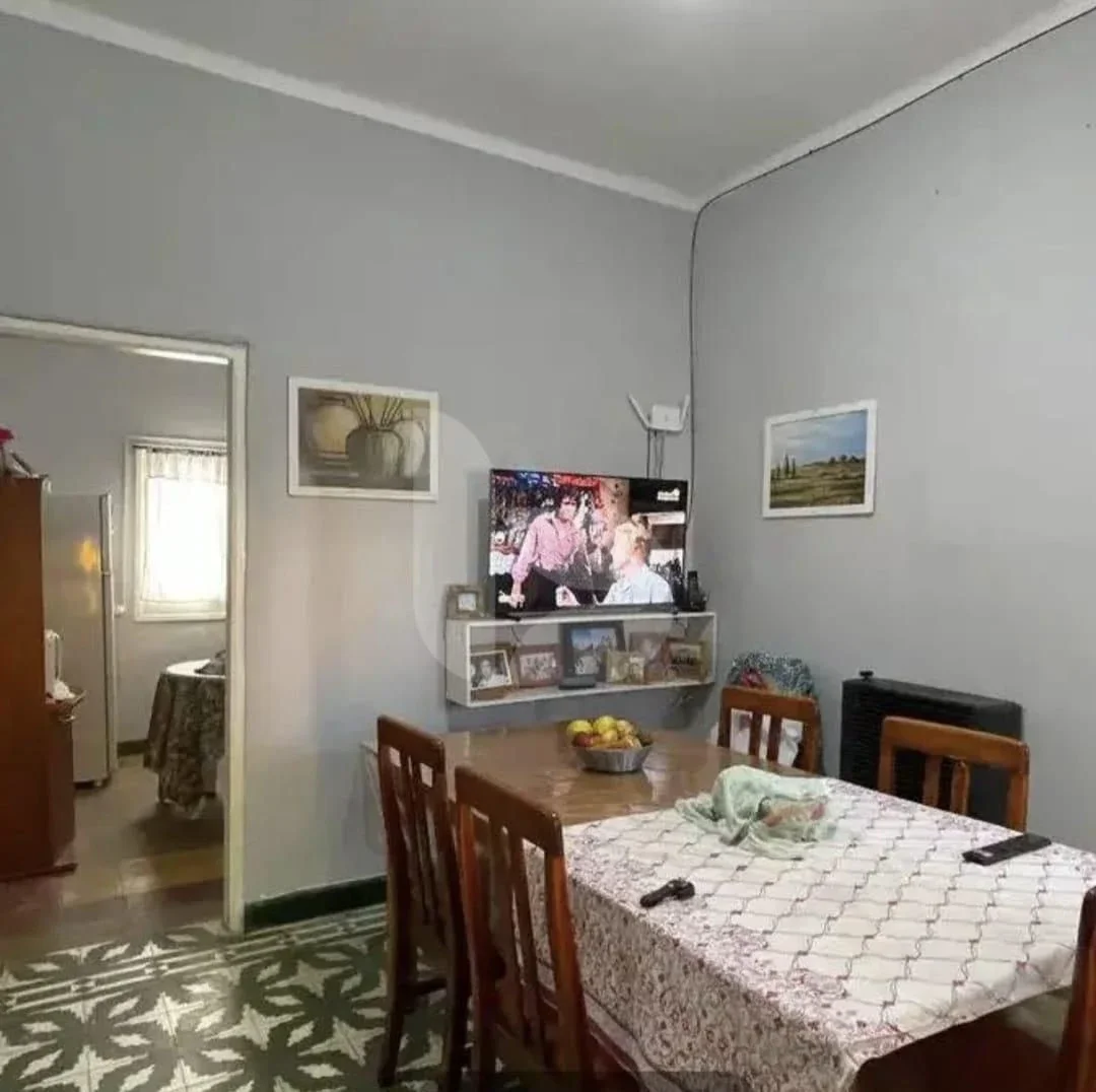 Casa en venta 2 dormitorios c/ cochera Barrio Alberdi - Imagen 5