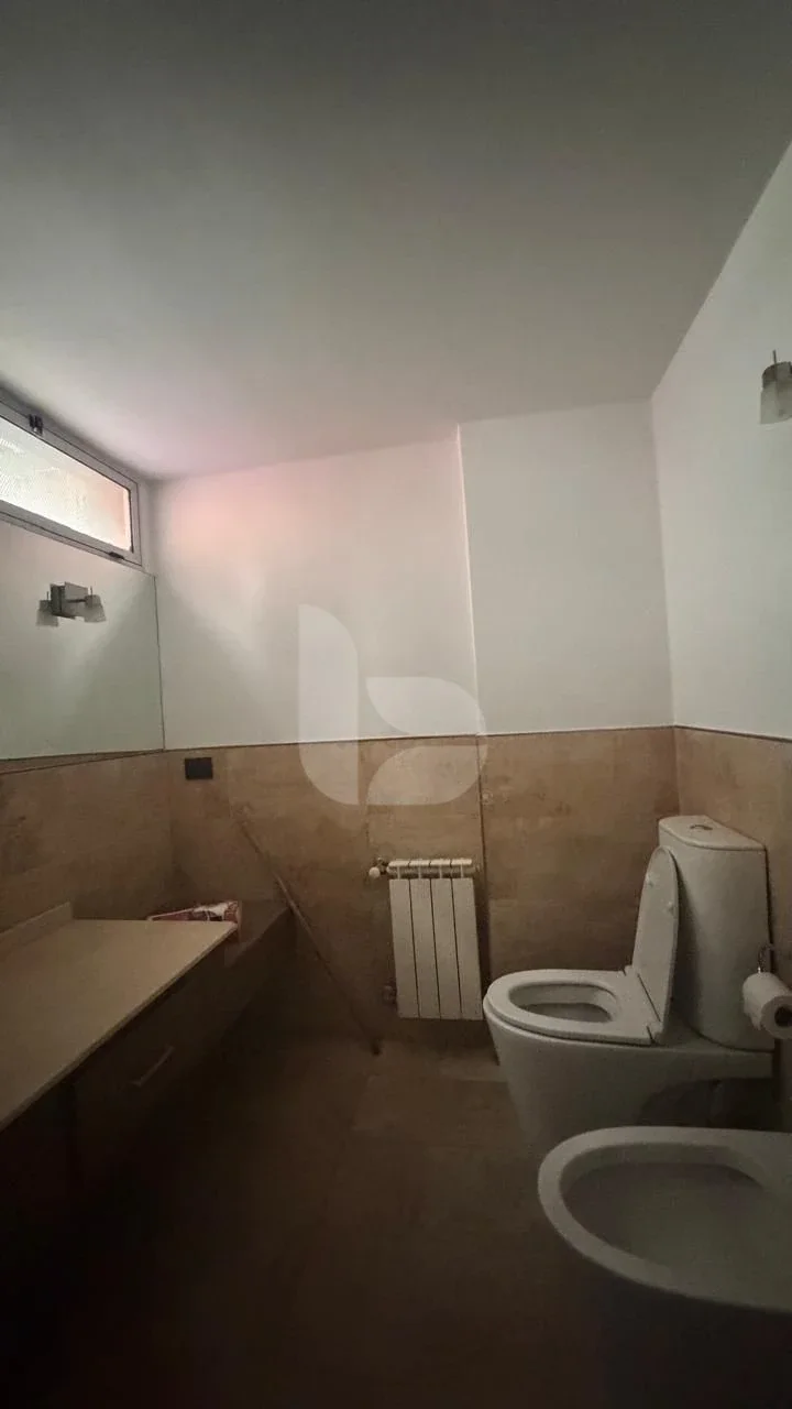 Oficina en Venta frente a Plaza Roca - Imagen 4