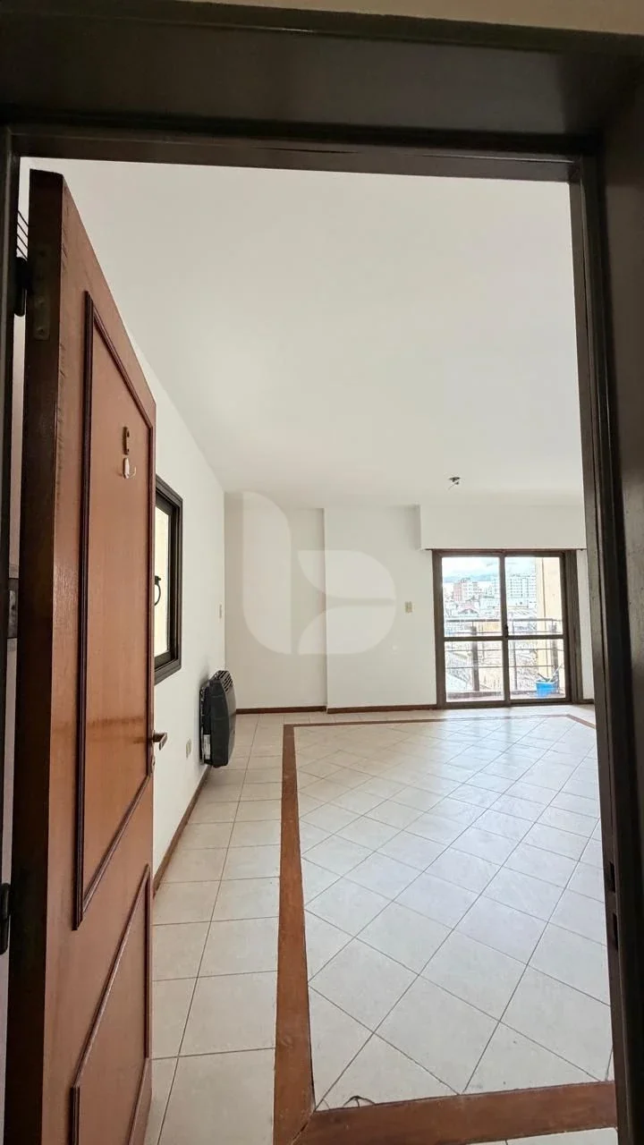 Departamento en alquiler de 2 Dormitorios  c/ cochera Centrico - Imagen 4