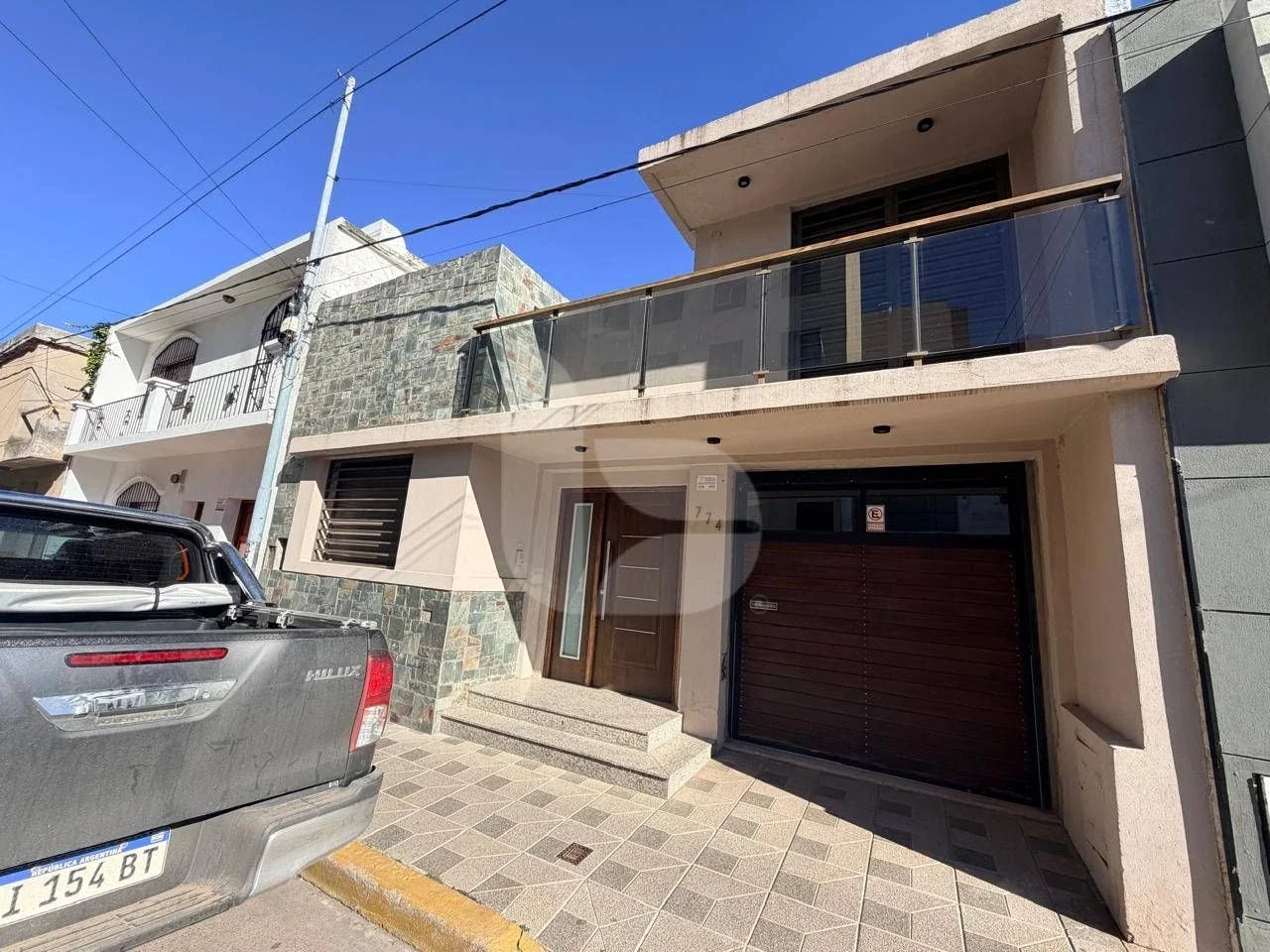 Casa en venta de 3 dormitorios c/ cochera Macrocentro - Imagen 2