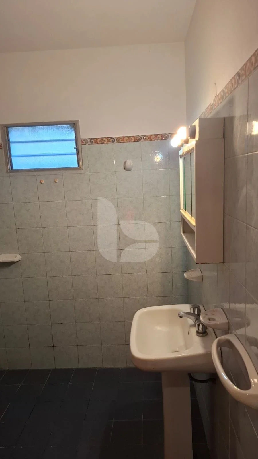 Casa en Alquiler de 2 Dormitorios c/ cochera - Imagen 4