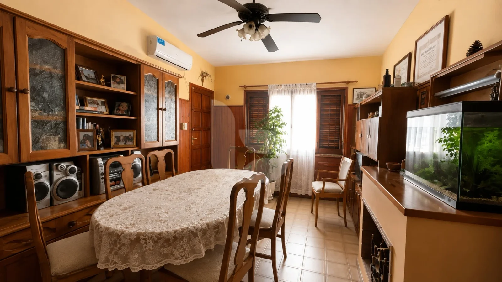 Casa en venta c/ cochera - El Salvador 700 - Imagen 1