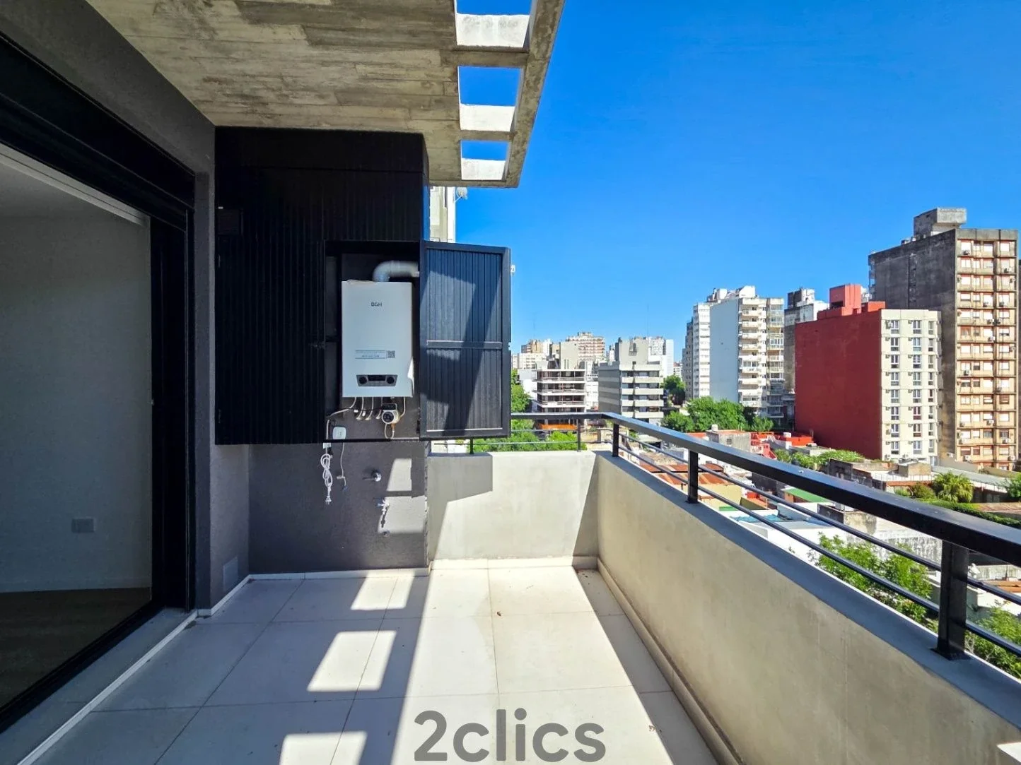 Casa en alquiler de 2 dormitorios c/ cochera en Caballito - Imagen 2