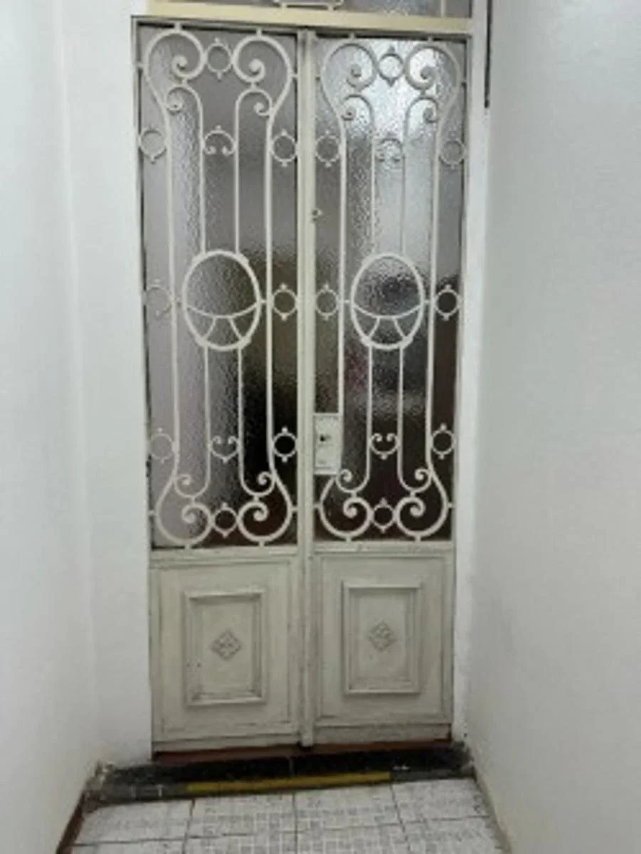 VENTA - CASA COMERCIAL TIPO SALON ISIDRO CASANOVA - Imagen 2